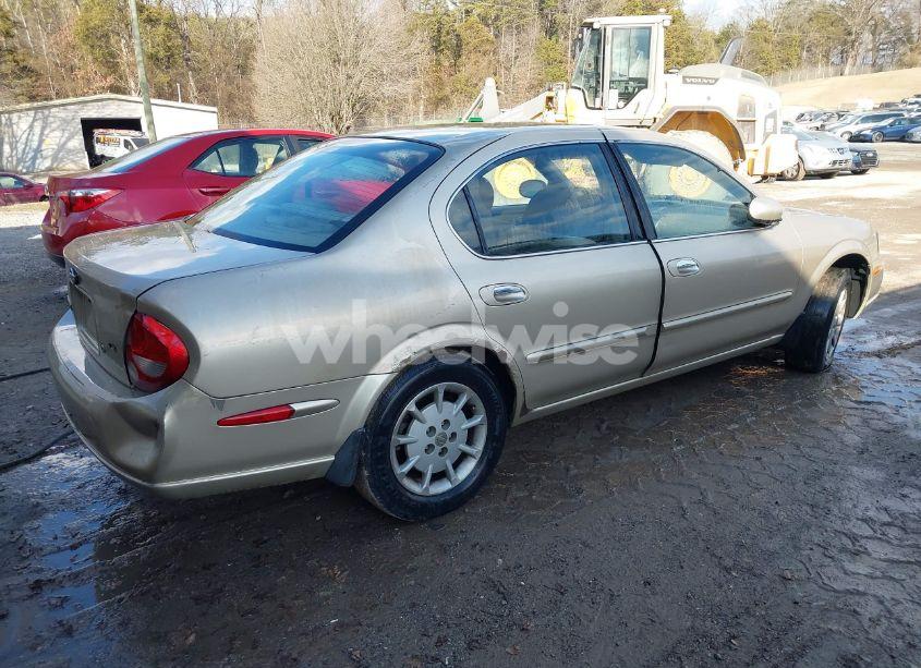 Photo 4 of 2001 Nissan Maxima GXE (VIN JN1CA31D01T622002)