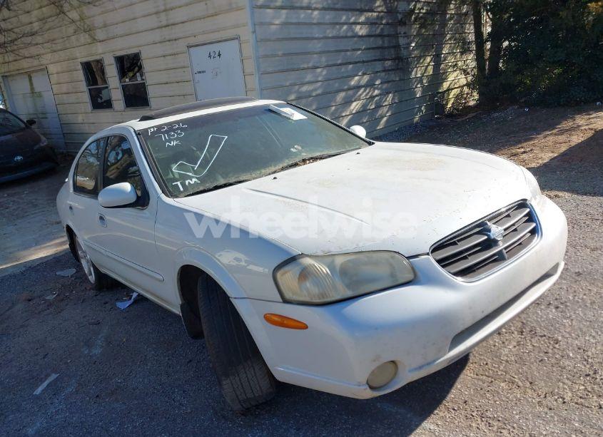 2000 Nissan Maxima GLE/GXE/SE (VIN JN1CA31D0YT509631) main photo