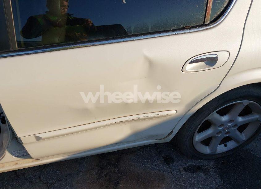 Photo 6 of 2000 Nissan Maxima GLE/GXE/SE (VIN JN1CA31D0YT509631)