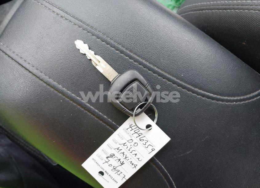 Photo 11 of 2000 Nissan Maxima GLE/GXE/SE (VIN JN1CA31D0YT708937)