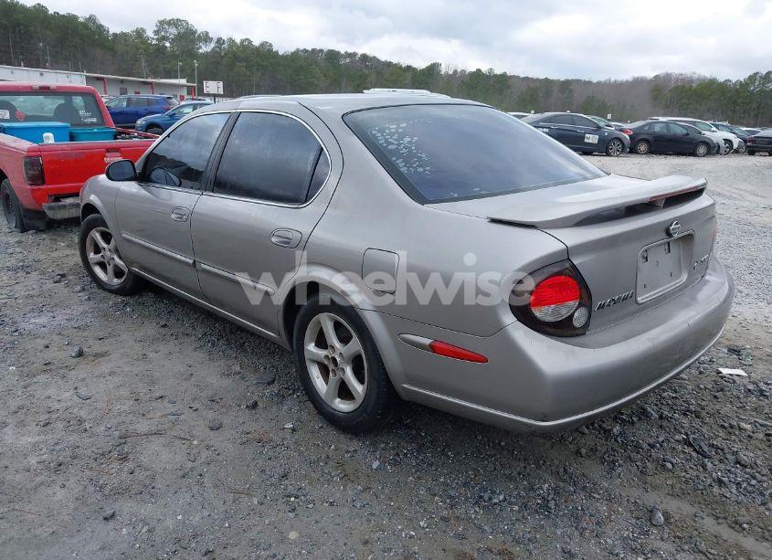 Photo 3 of 2000 Nissan Maxima GLE/GXE/SE (VIN JN1CA31D0YT708937)