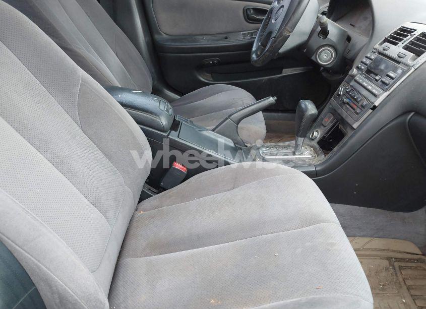 Photo 5 of 2000 Nissan Maxima GLE/GXE/SE (VIN JN1CA31D0YT708937)