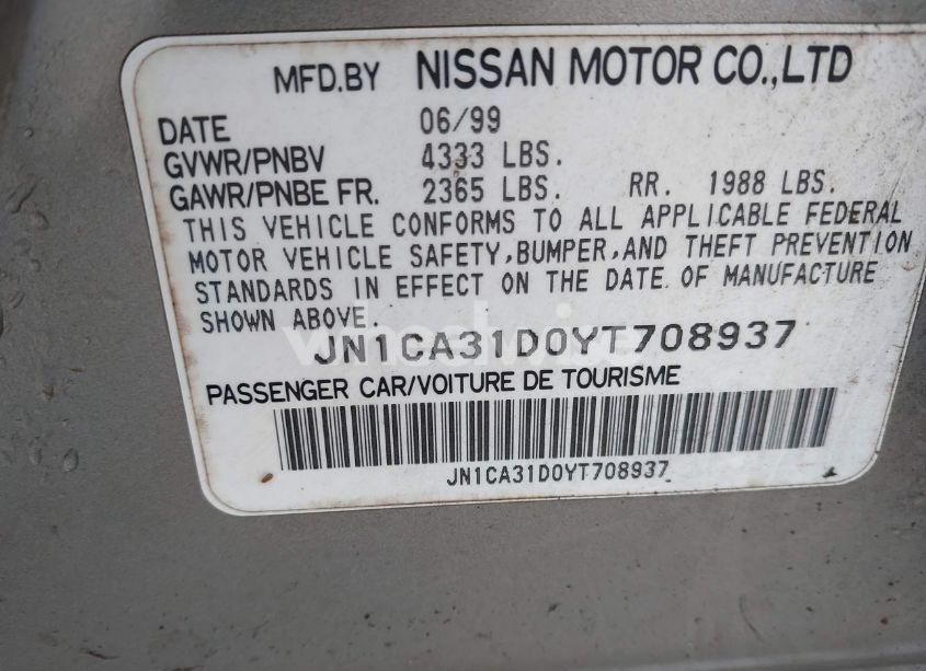 Photo 9 of 2000 Nissan Maxima GLE/GXE/SE (VIN JN1CA31D0YT708937)