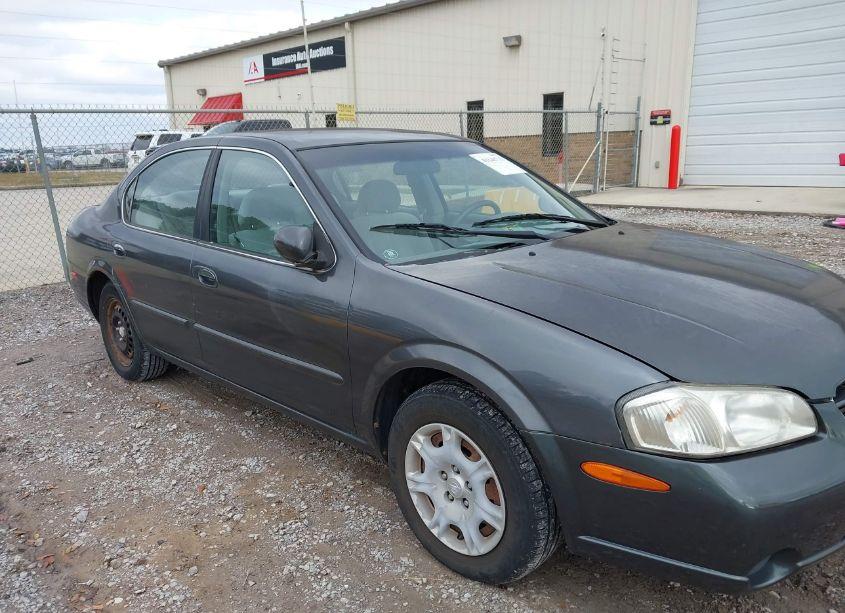 Photo 6 of 2000 Nissan Maxima GLE/GXE/SE (VIN JN1CA31D0YT740724)