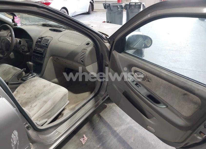 Photo 5 of 2000 Nissan Maxima GLE/GXE/SE (VIN JN1CA31D0YT752131)