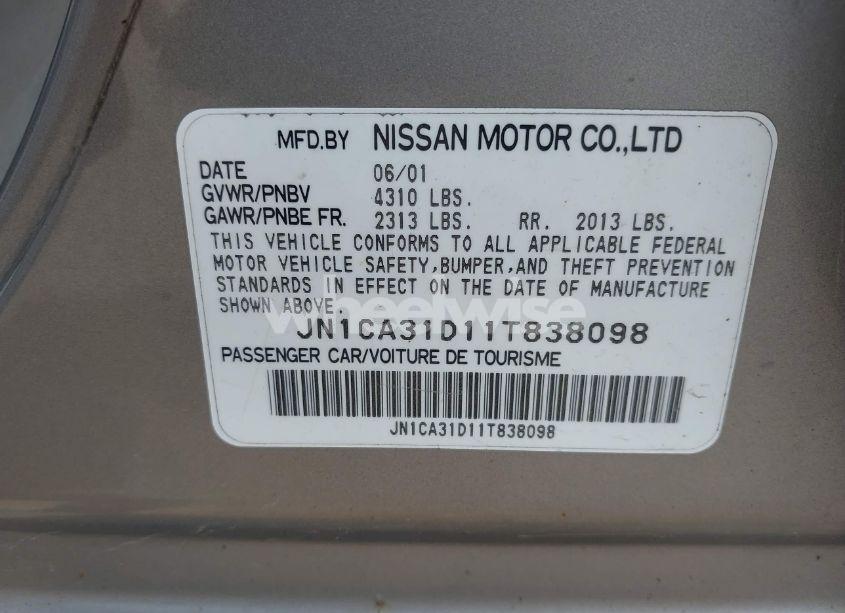 Photo 9 of 2001 Nissan Maxima GLE (VIN JN1CA31D11T838098)