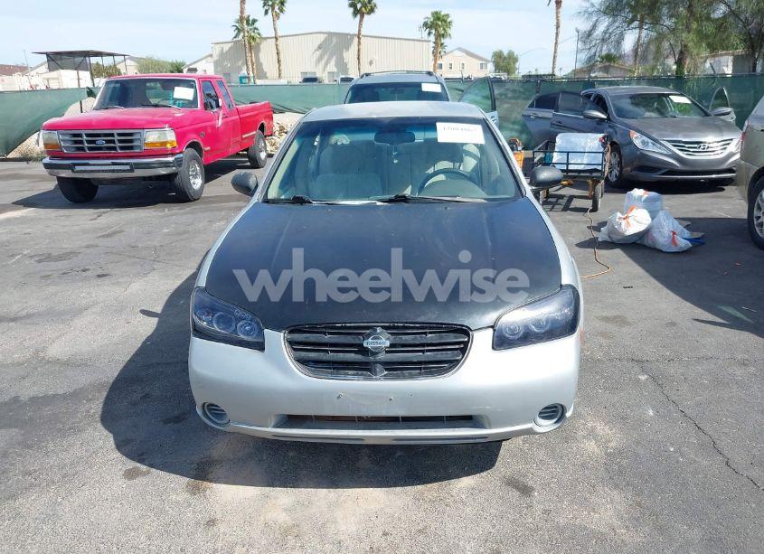 Photo 12 of 2001 Nissan Maxima GXE (VIN JN1CA31D11T838425)