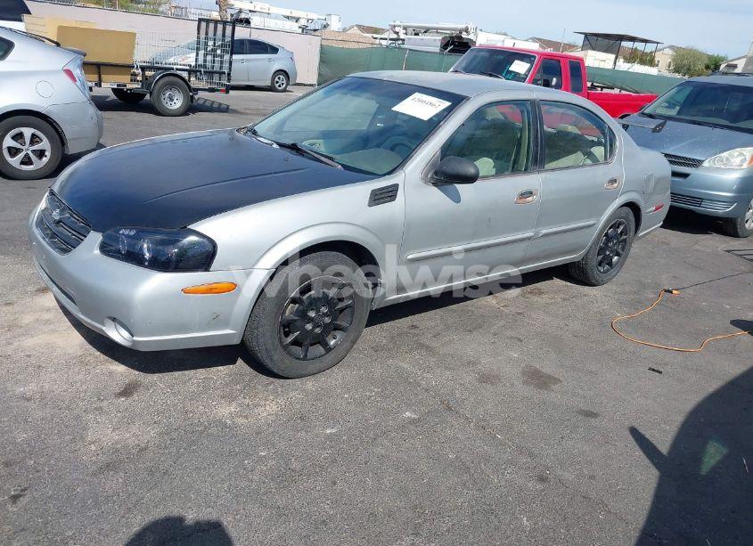 Photo 2 of 2001 Nissan Maxima GXE (VIN JN1CA31D11T838425)