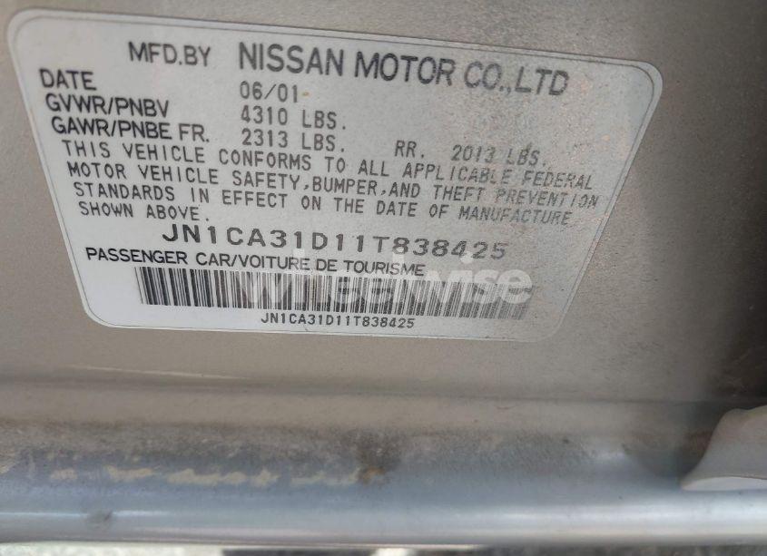 Photo 9 of 2001 Nissan Maxima GXE (VIN JN1CA31D11T838425)
