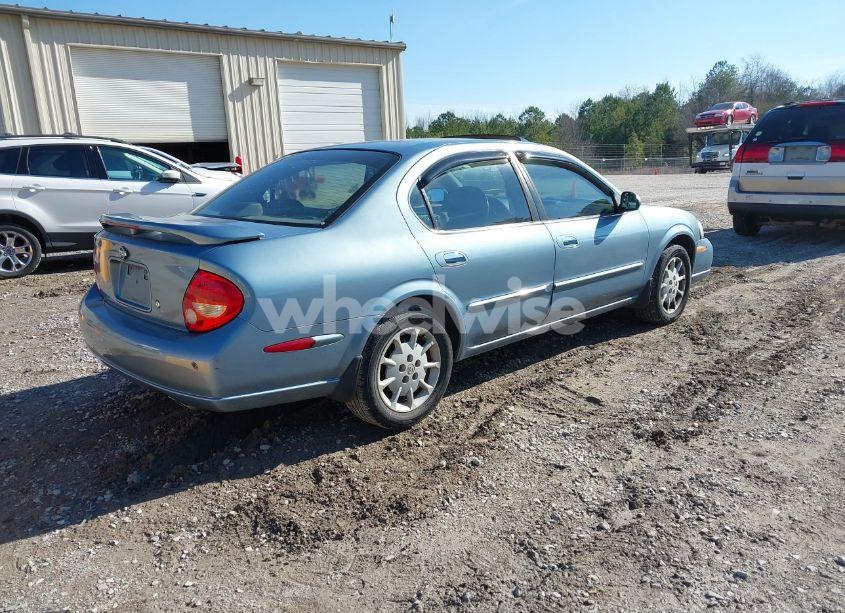 Photo 4 of 2000 Nissan Maxima GLE/GXE/SE (VIN JN1CA31D1YT512134)