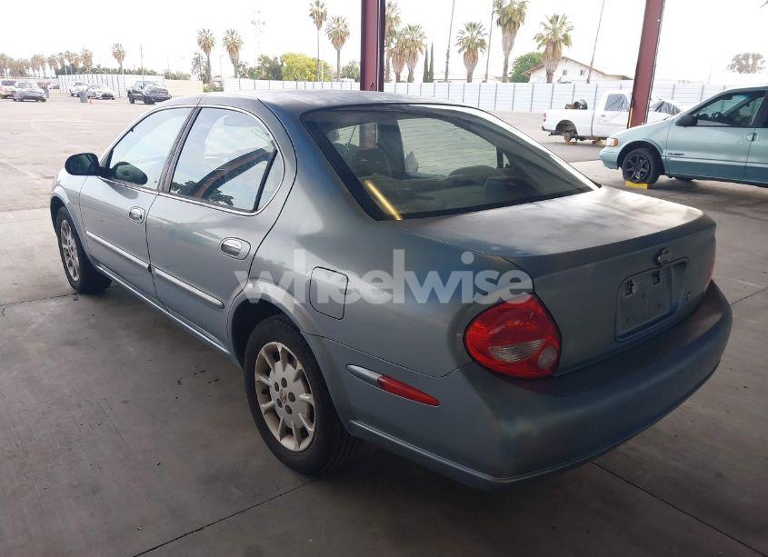 Photo 3 of 2000 Nissan Maxima GLE/GXE/SE (VIN JN1CA31D1YT727156)