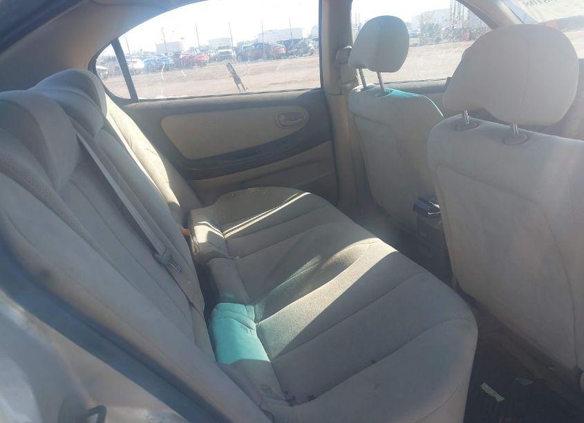 Photo 8 of 2001 Nissan Maxima SE (VIN JN1CA31D21T621448)