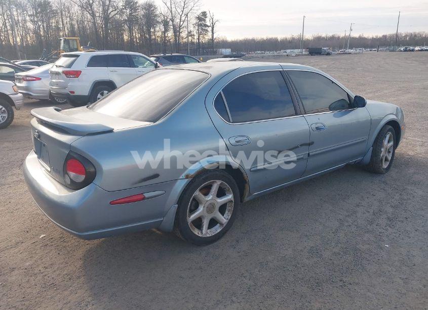 Photo 4 of 2001 Nissan Maxima SE (VIN JN1CA31D21T632188)