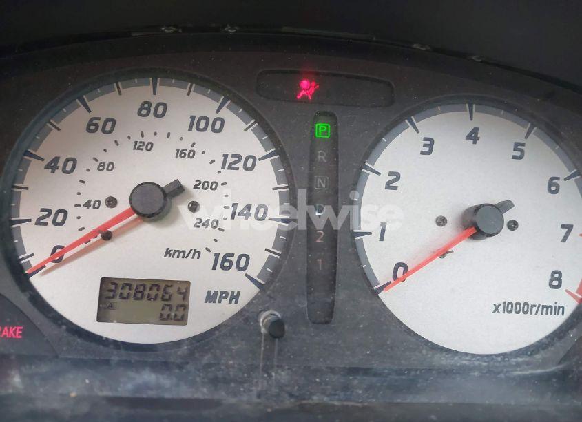 Photo 7 of 2001 Nissan Maxima SE (VIN JN1CA31D21T802405)