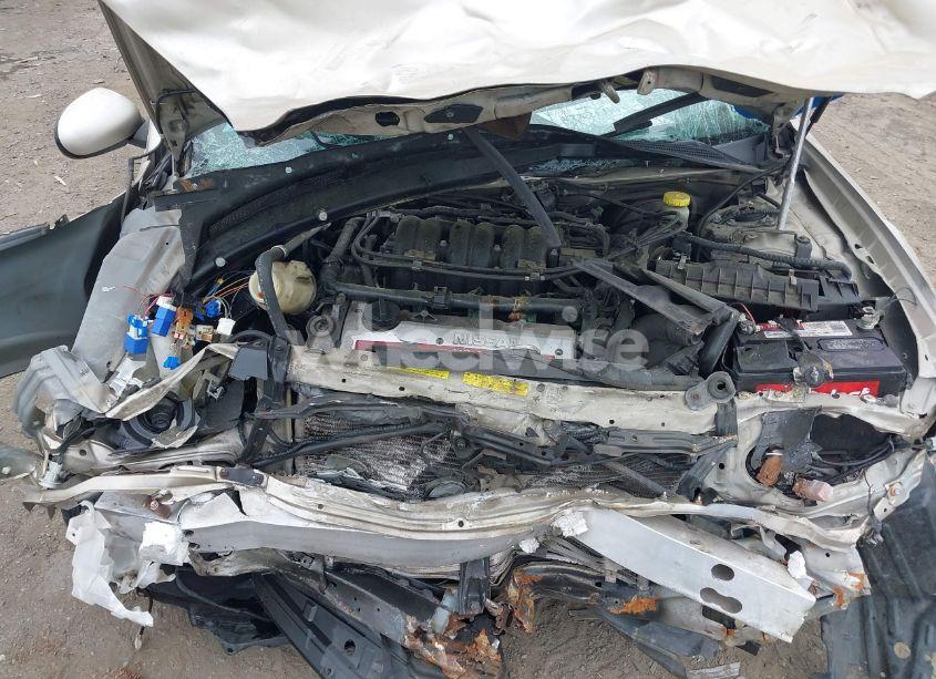 Photo 10 of 2000 Nissan Maxima GLE/GXE/SE (VIN JN1CA31D2YT531324)