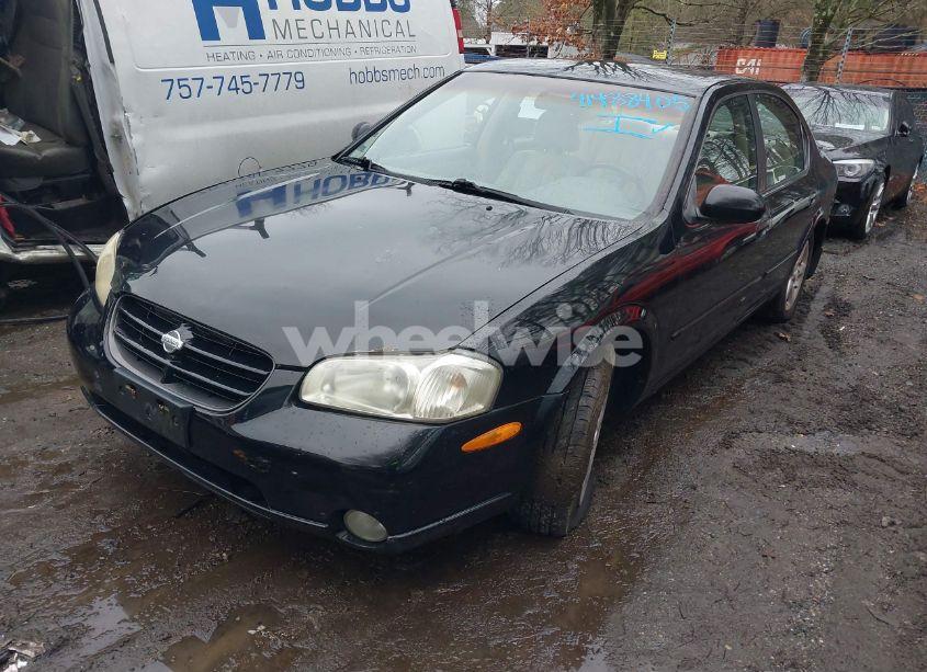 Photo 2 of 2000 Nissan Maxima GLE/GXE/SE (VIN JN1CA31D2YT712925)