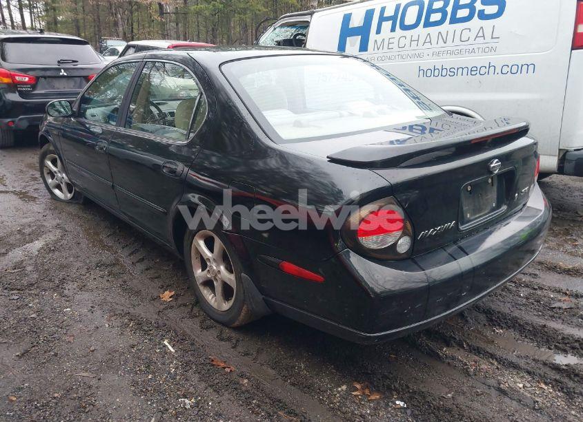 Photo 3 of 2000 Nissan Maxima GLE/GXE/SE (VIN JN1CA31D2YT712925)