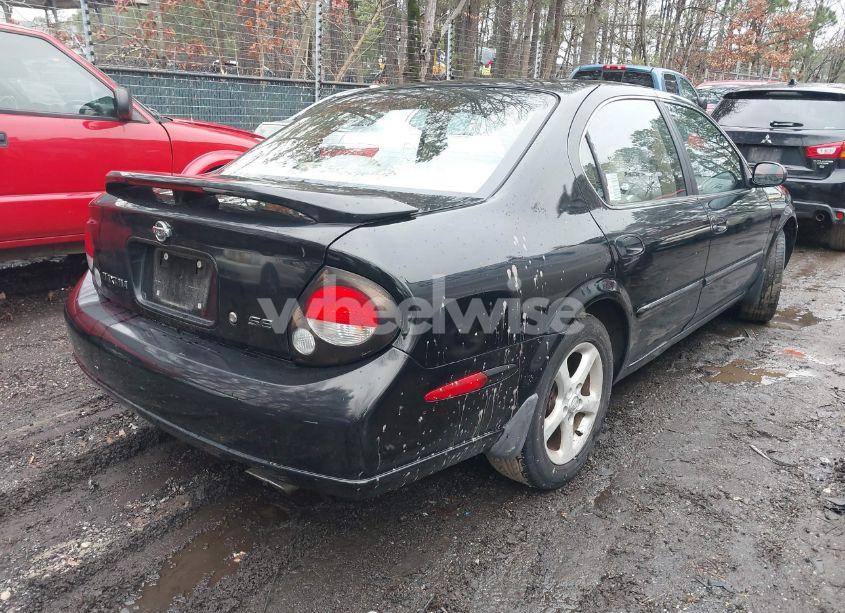 Photo 4 of 2000 Nissan Maxima GLE/GXE/SE (VIN JN1CA31D2YT712925)