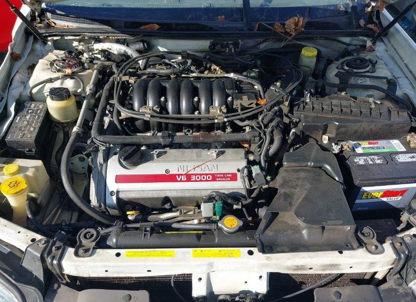 Photo 10 of 2000 Nissan Maxima GLE/GXE/SE (VIN JN1CA31D2YT719776)