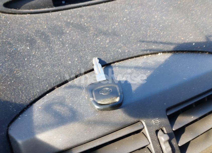 Photo 11 of 2001 Nissan Maxima GXE (VIN JN1CA31D31T602181)