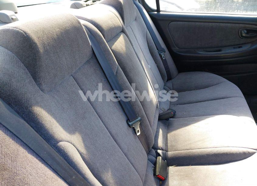 Photo 8 of 2001 Nissan Maxima GXE (VIN JN1CA31D31T602181)