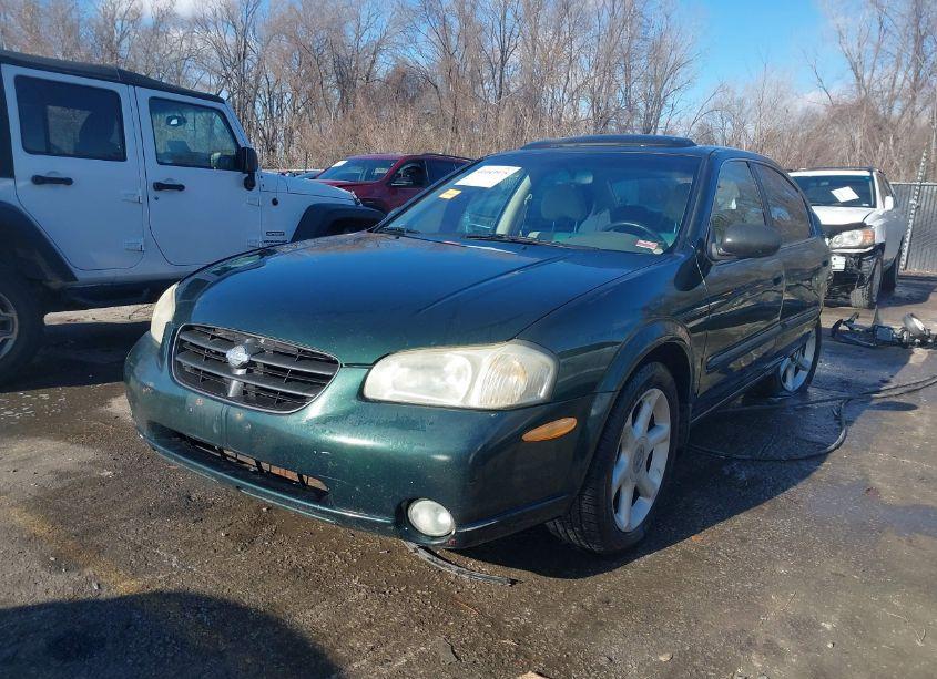 Photo 2 of 2000 Nissan Maxima GLE/GXE/SE (VIN JN1CA31D3YT515388)
