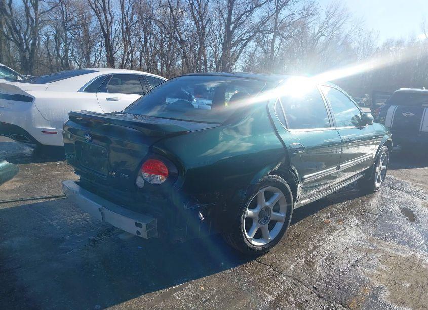 Photo 4 of 2000 Nissan Maxima GLE/GXE/SE (VIN JN1CA31D3YT515388)