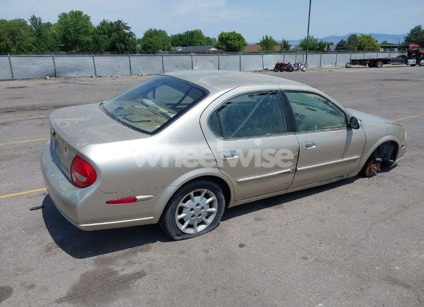 Photo 4 of 2000 Nissan Maxima GLE/GXE/SE (VIN JN1CA31D3YT722606)