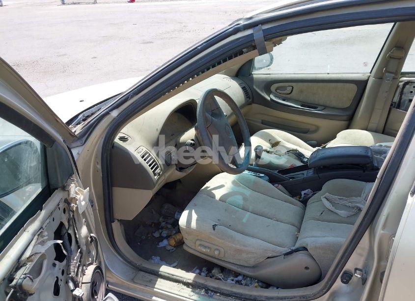 Photo 5 of 2000 Nissan Maxima GLE/GXE/SE (VIN JN1CA31D3YT722606)