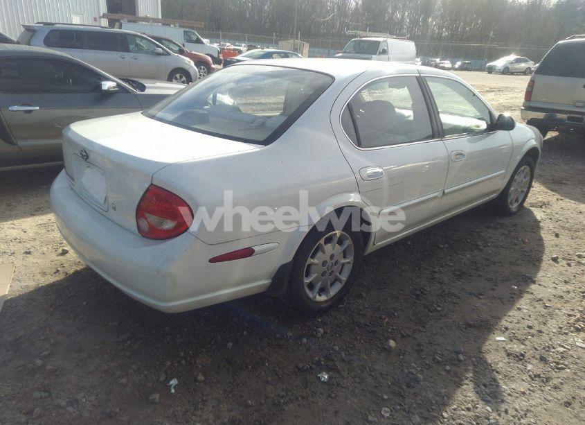 Photo 4 of 2000 Nissan Maxima GLE/GXE/SE (VIN JN1CA31D4YT503430)