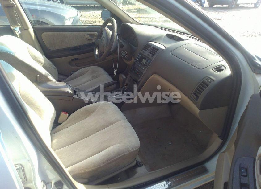 Photo 5 of 2000 Nissan Maxima GLE/GXE/SE (VIN JN1CA31D4YT503430)