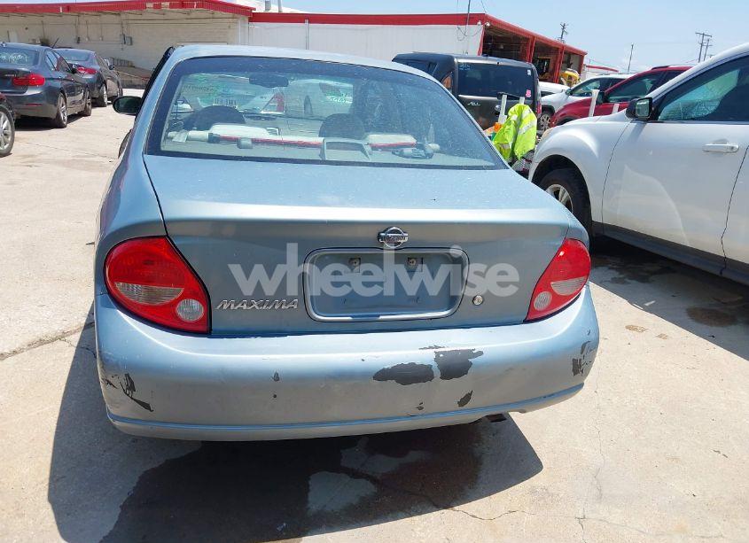 Photo 6 of 2001 Nissan Maxima GXE (VIN JN1CA31D51T604935)