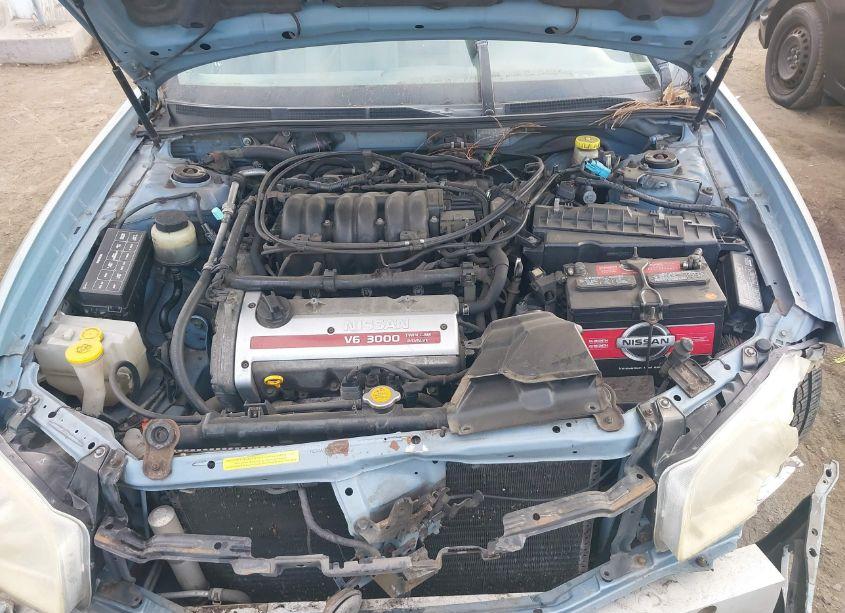 Photo 10 of 2001 Nissan Maxima GLE (VIN JN1CA31D51T625865)