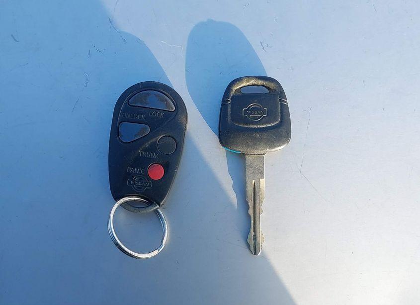 Photo 11 of 2001 Nissan Maxima GLE (VIN JN1CA31D51T625865)