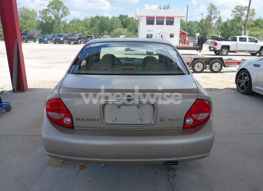 Photo 16 of 2001 Nissan Maxima GLE (VIN JN1CA31D61T622506)