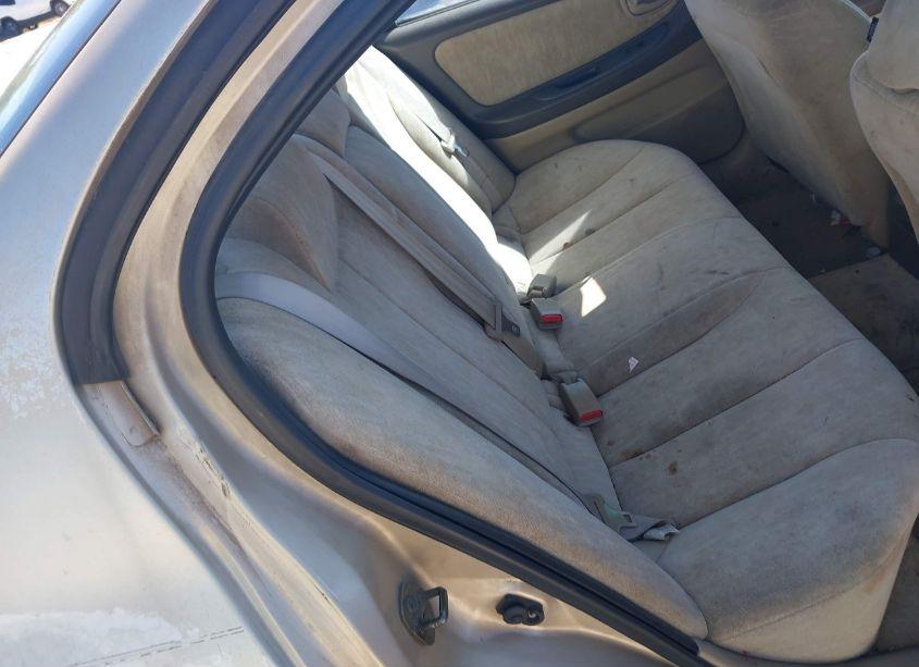 Photo 8 of 2001 Nissan Maxima GXE (VIN JN1CA31D61T624062)