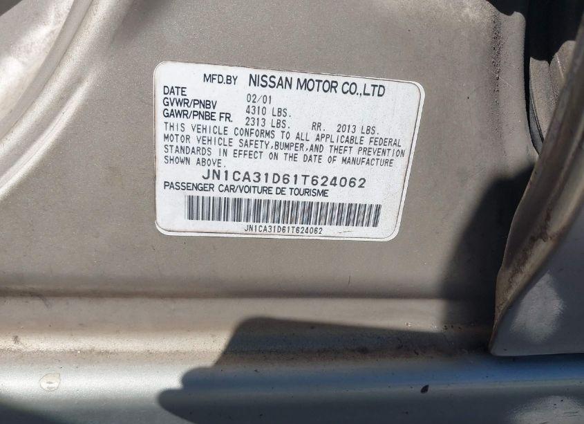 Photo 9 of 2001 Nissan Maxima GXE (VIN JN1CA31D61T624062)
