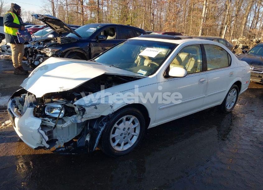 Photo 2 of 2000 Nissan Maxima GLE/GXE/SE (VIN JN1CA31D6YT710269)