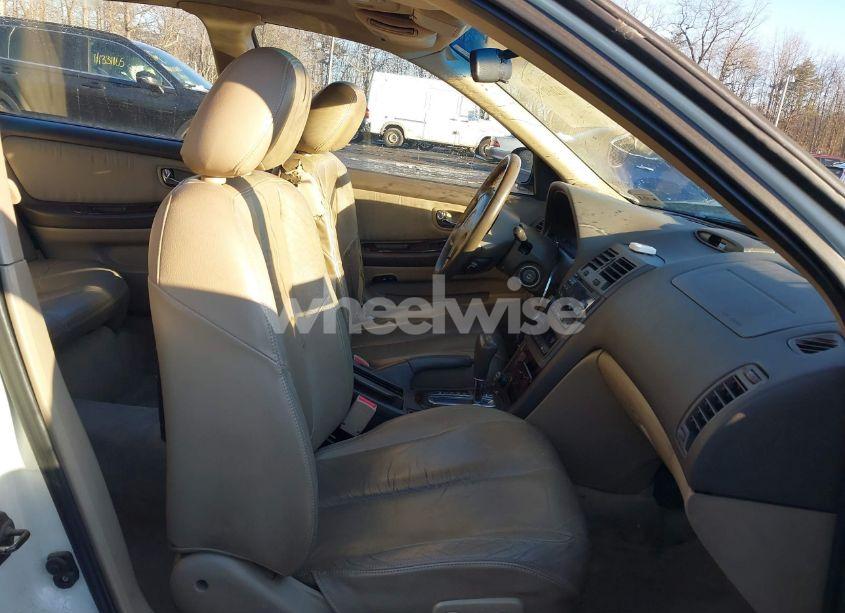 Photo 5 of 2000 Nissan Maxima GLE/GXE/SE (VIN JN1CA31D6YT710269)