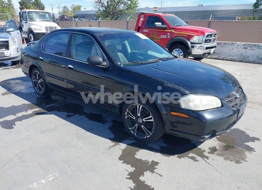 2000 Nissan Maxima GLE/GXE/SE (VIN JN1CA31D6YT768284) main photo