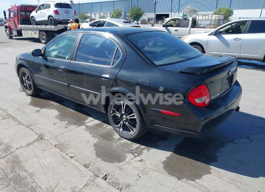 Photo 3 of 2000 Nissan Maxima GLE/GXE/SE (VIN JN1CA31D6YT768284)