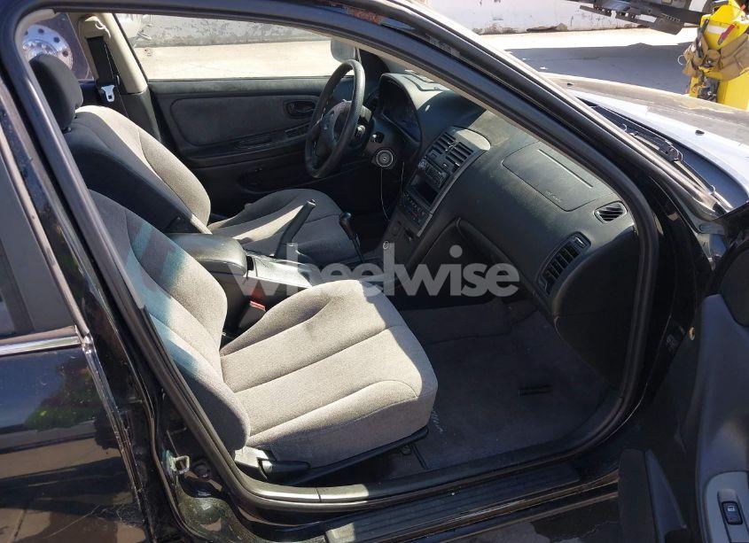Photo 5 of 2000 Nissan Maxima GLE/GXE/SE (VIN JN1CA31D6YT768284)