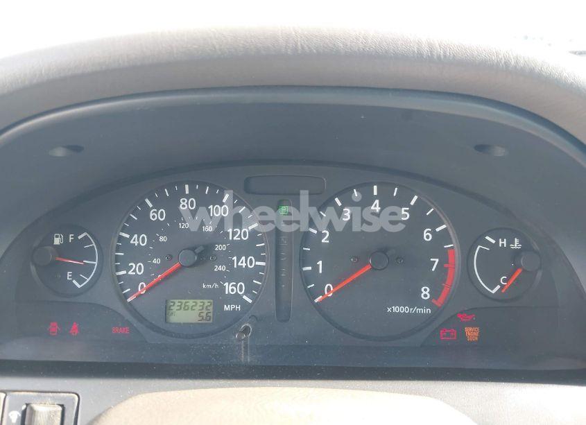 Photo 7 of 2000 Nissan Maxima GLE/GXE/SE (VIN JN1CA31D7YT708126)