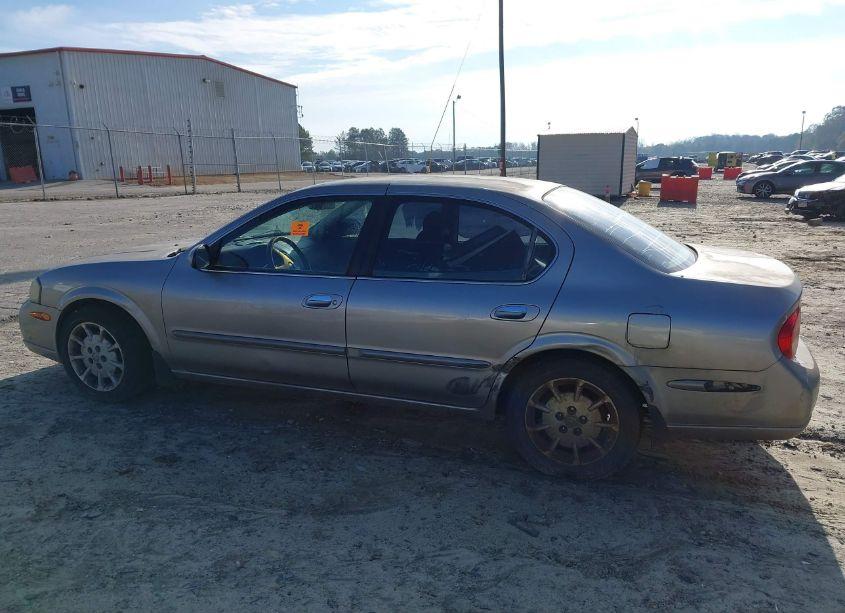 Photo 12 of 2000 Nissan Maxima GLE/GXE/SE (VIN JN1CA31D7YT767855)