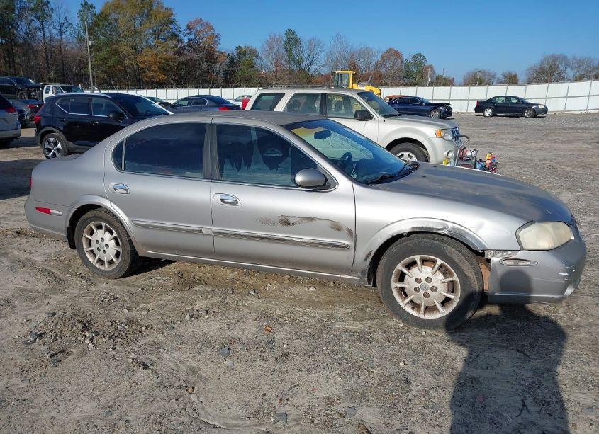 Photo 6 of 2000 Nissan Maxima GLE/GXE/SE (VIN JN1CA31D7YT767855)