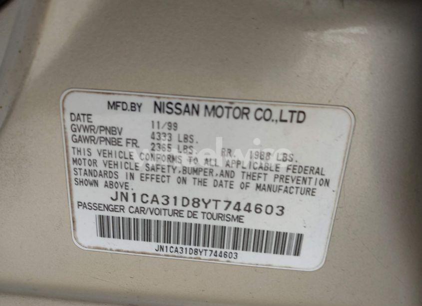 Photo 9 of 2000 Nissan Maxima GLE/GXE/SE (VIN JN1CA31D8YT744603)
