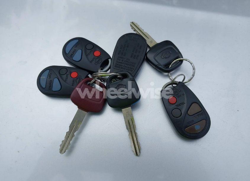 Photo 11 of 2001 Nissan Maxima SE (VIN JN1CA31D91T615792)