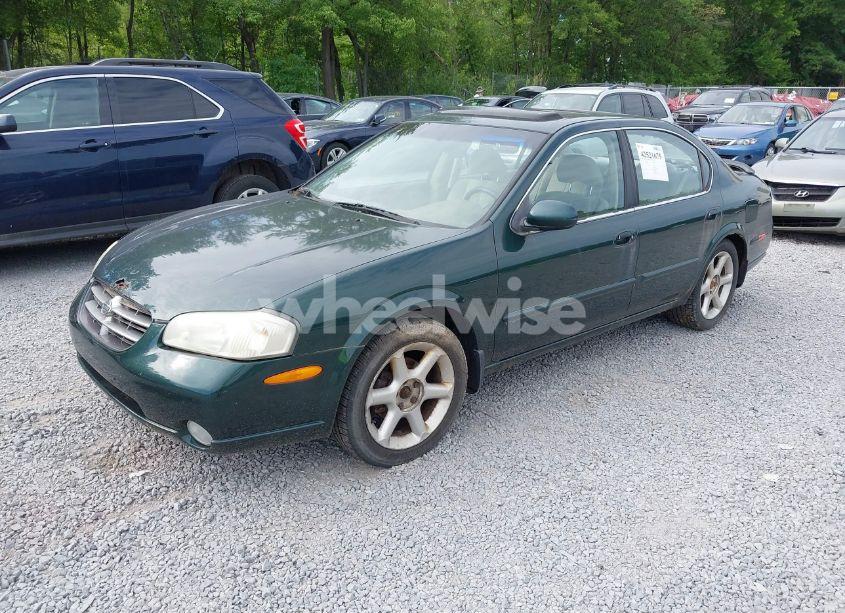 Photo 2 of 2001 Nissan Maxima SE (VIN JN1CA31D91T615792)