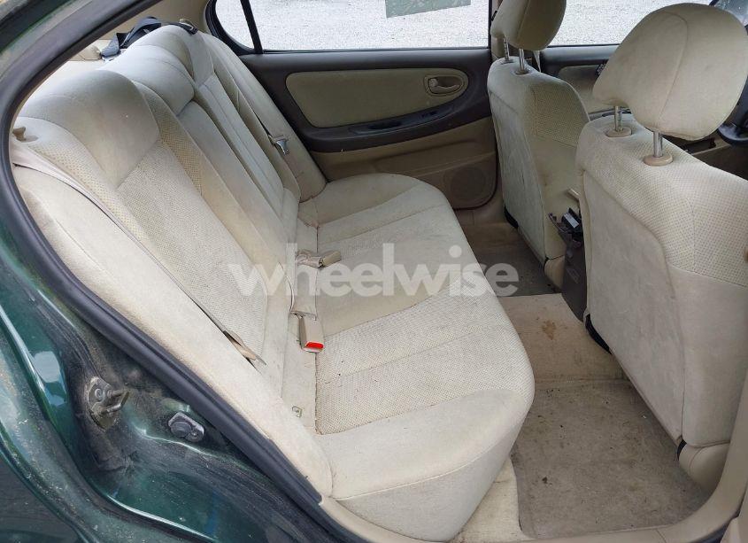 Photo 8 of 2001 Nissan Maxima SE (VIN JN1CA31D91T615792)