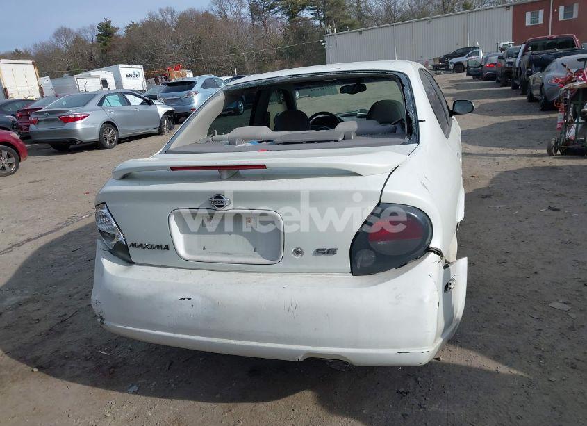 Photo 15 of 2001 Nissan Maxima SE (VIN JN1CA31D91T829813)
